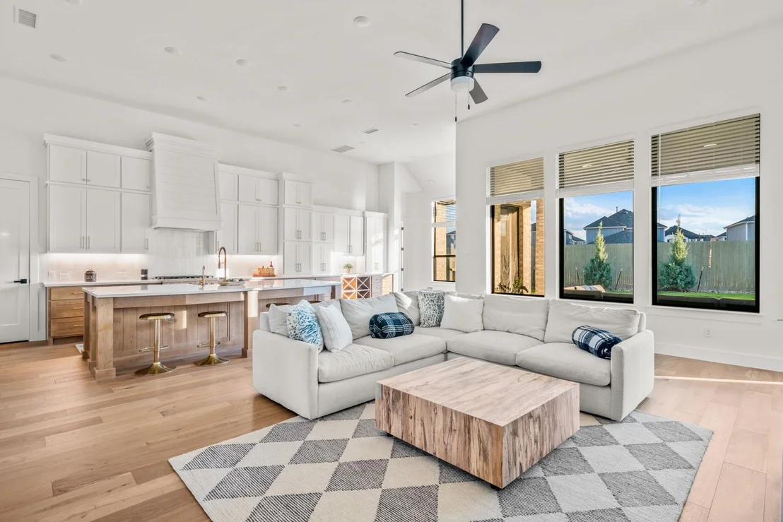 Photo of 511 Irvine CIR