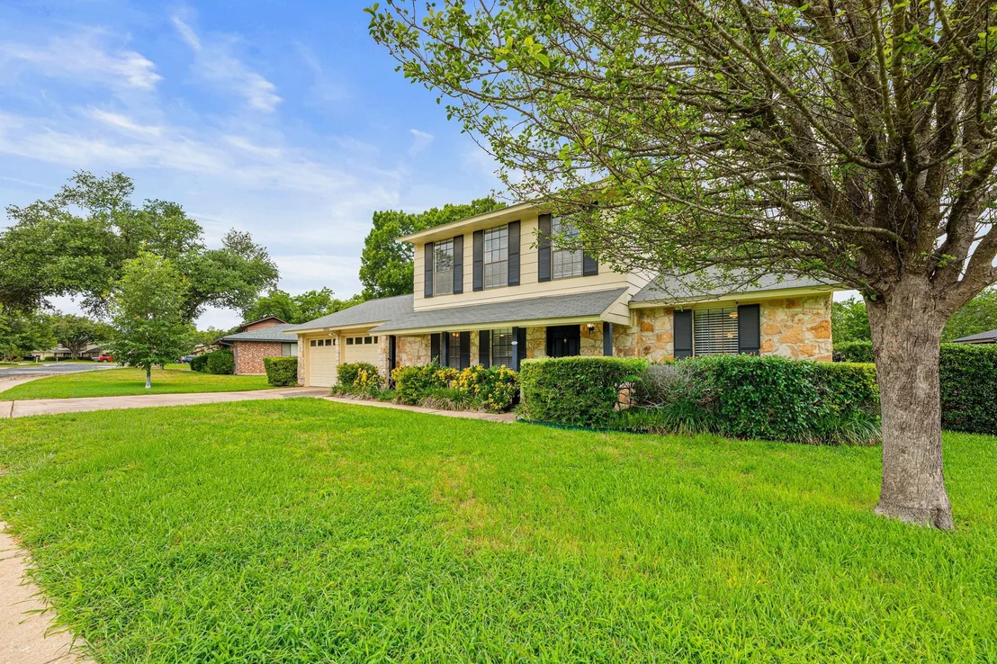 Photo of 10804 Cobblestone LN