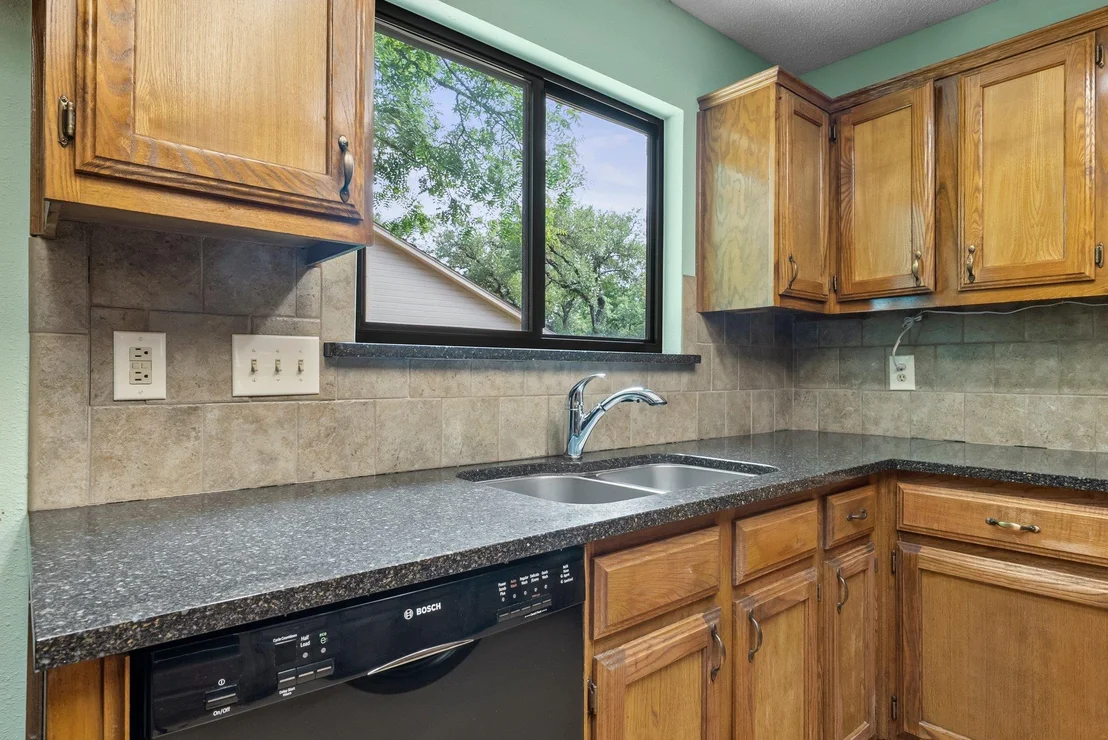 Photo of 203 Settlers DR