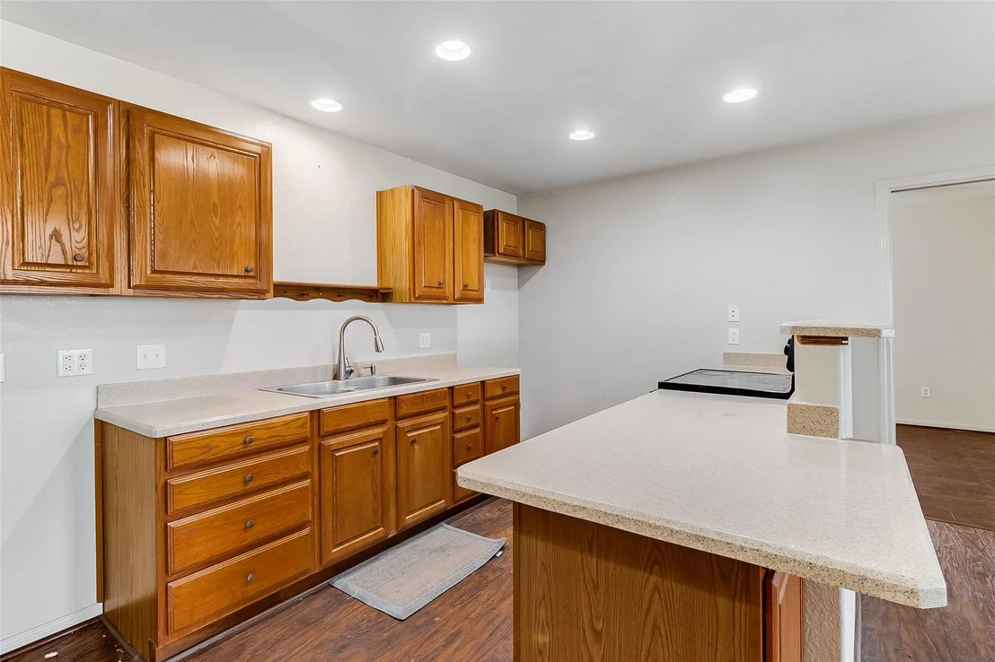 Photo of 8319 County Road 200