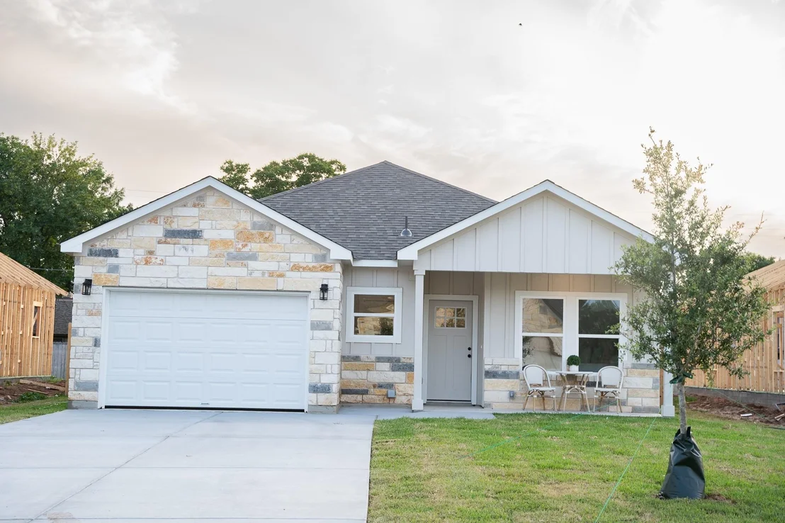 Photo of 307 String Prairie WAY