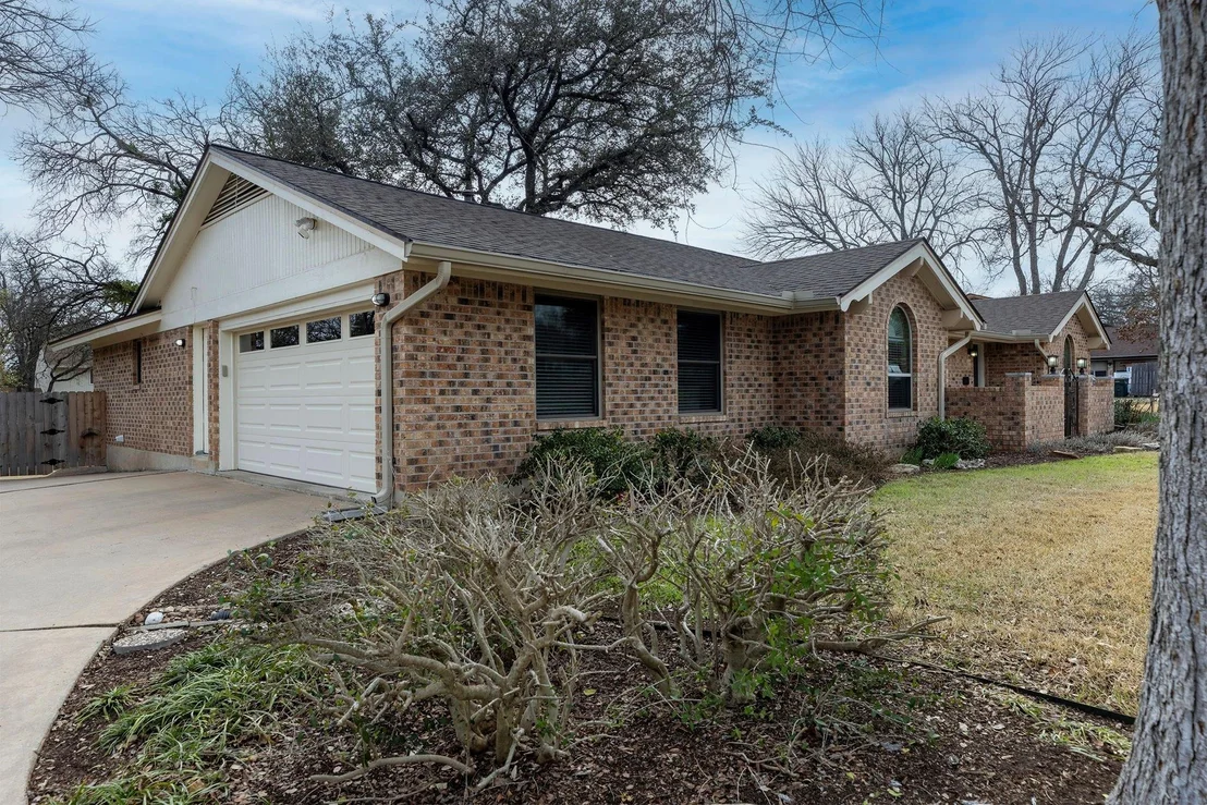 Photo of 3607 Curtis DR