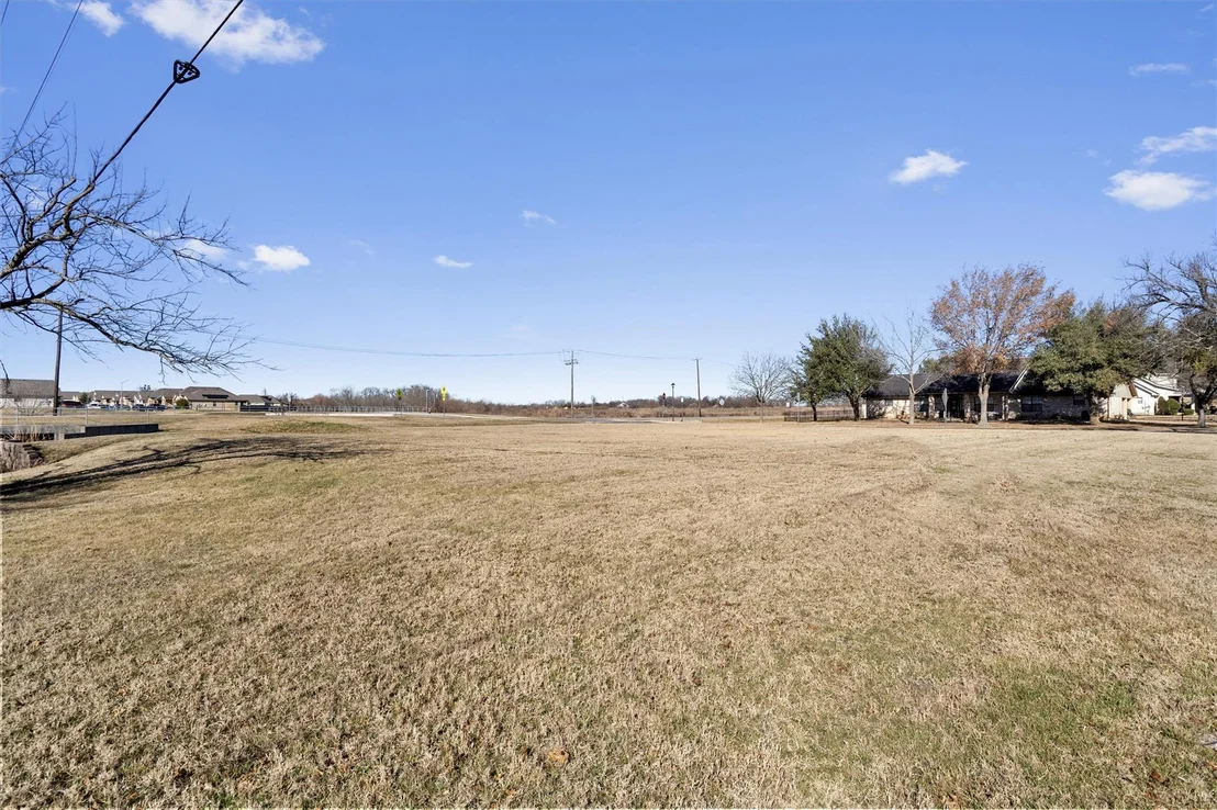 Photo of 3949 Pinehurst DR