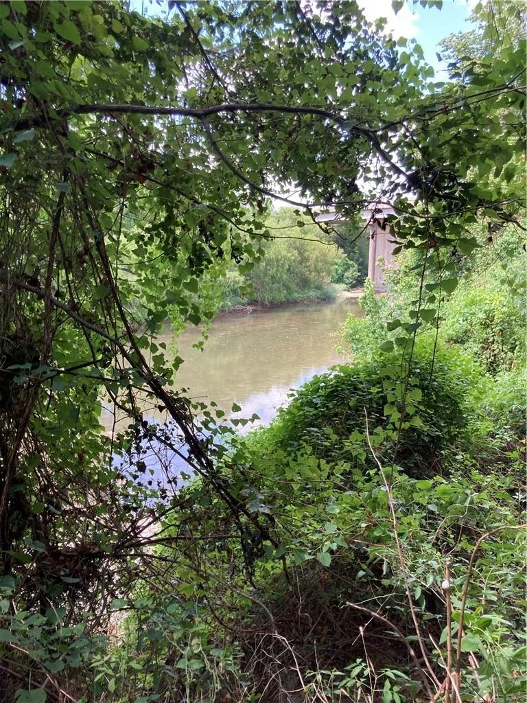 Photo of 16980 State Highway 195
