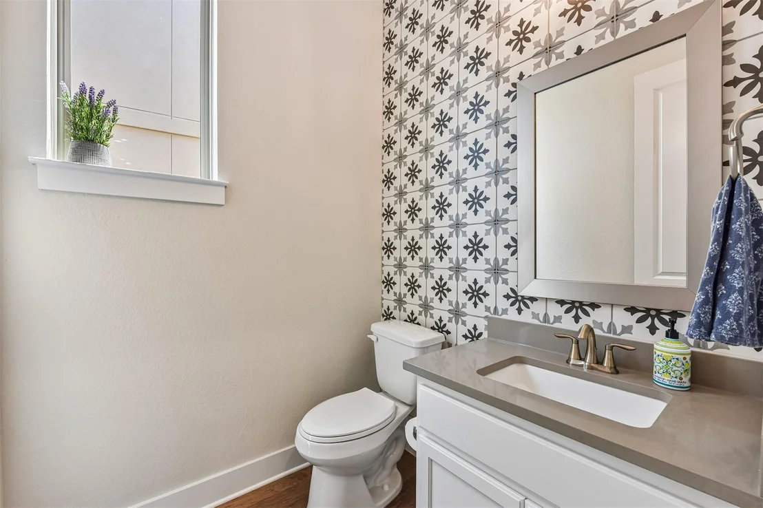 Photo of 240 Diamondback DR