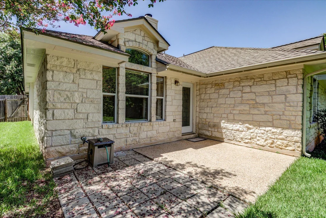 Photo of 2023 Kimbrook DR