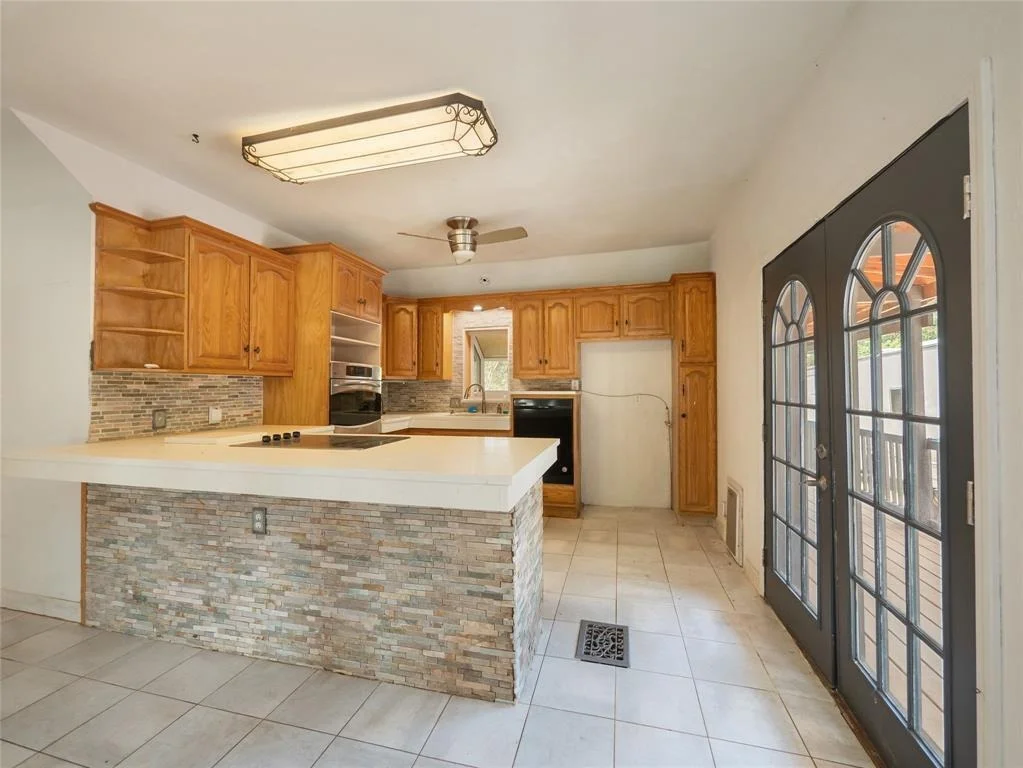 Photo of 368 Riddle RD