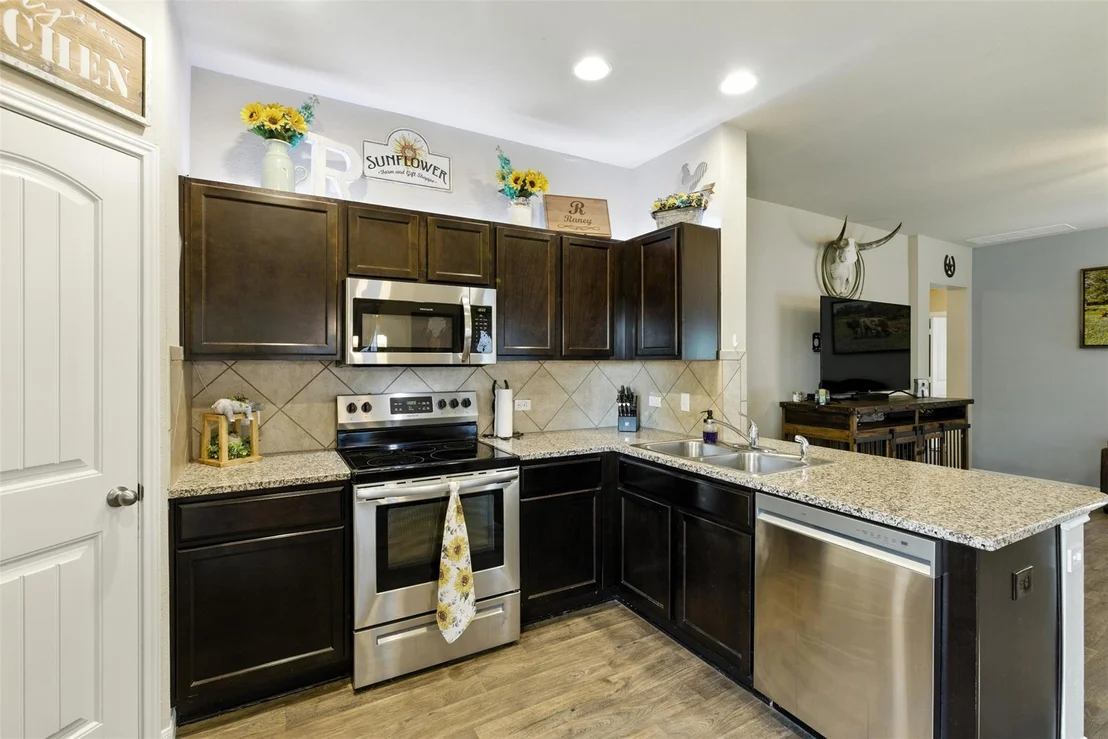 Photo of 416 Cassandra DR