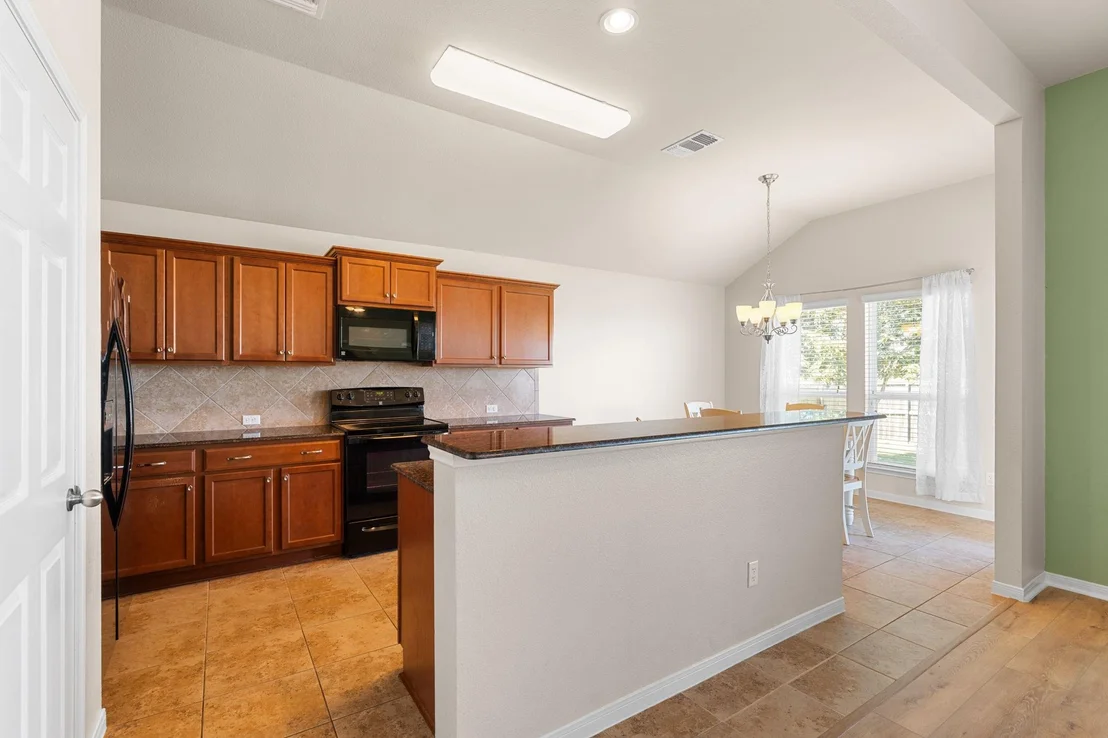 Photo of 428 Parkfield LN