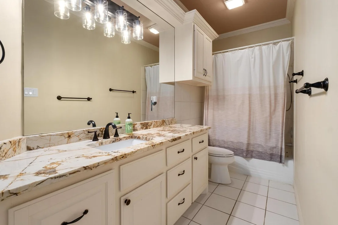 Photo of 109 INDIAN BEND DR