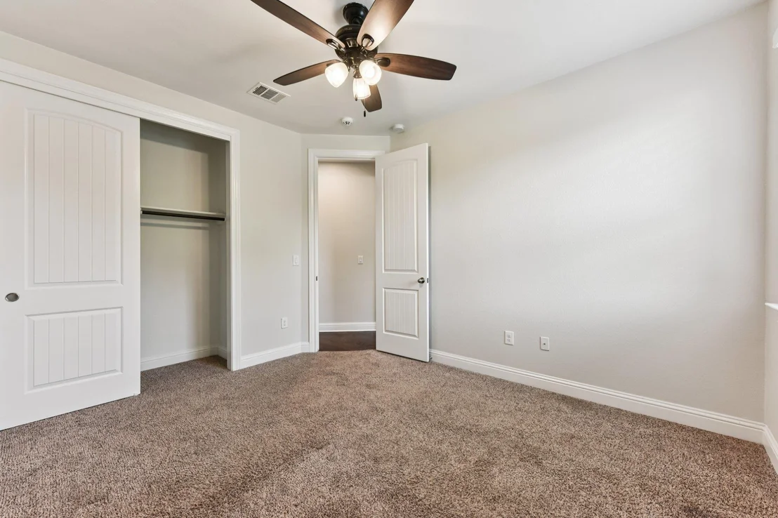 Photo of 114 Magona TRL