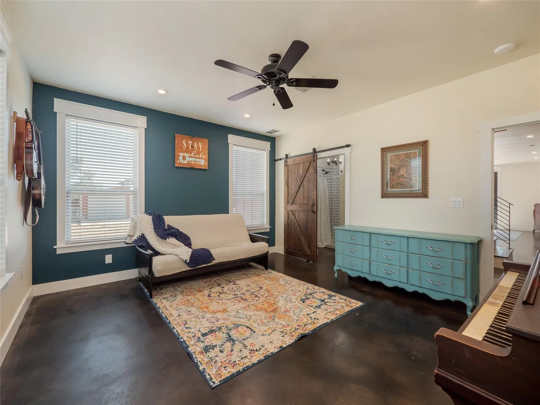 Photo of 161 Paintbrush LN