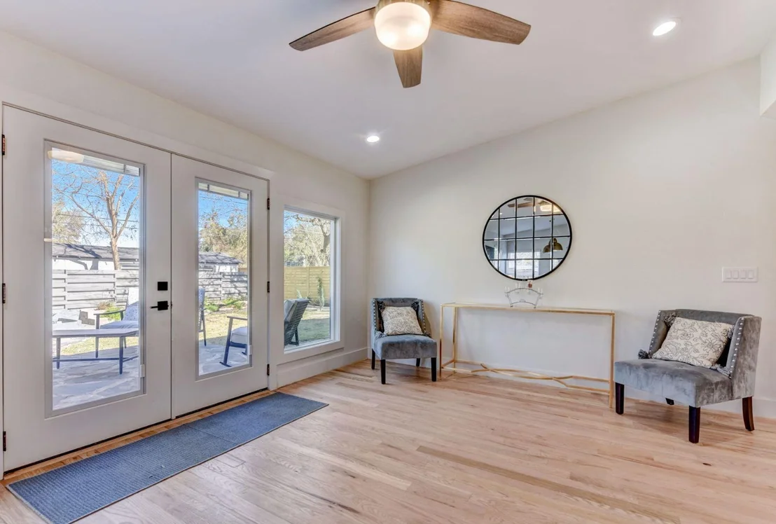 Photo of 7002 Whispering Oaks DR