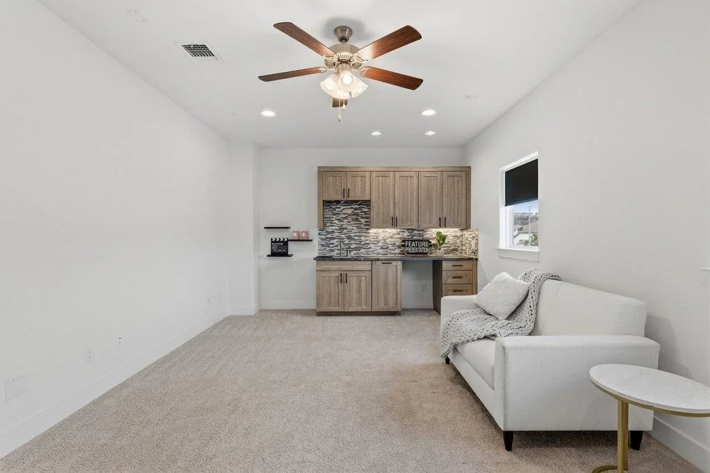 Photo of 305 Avena TRL