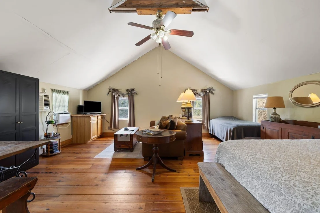 Photo of 242 Cody LN