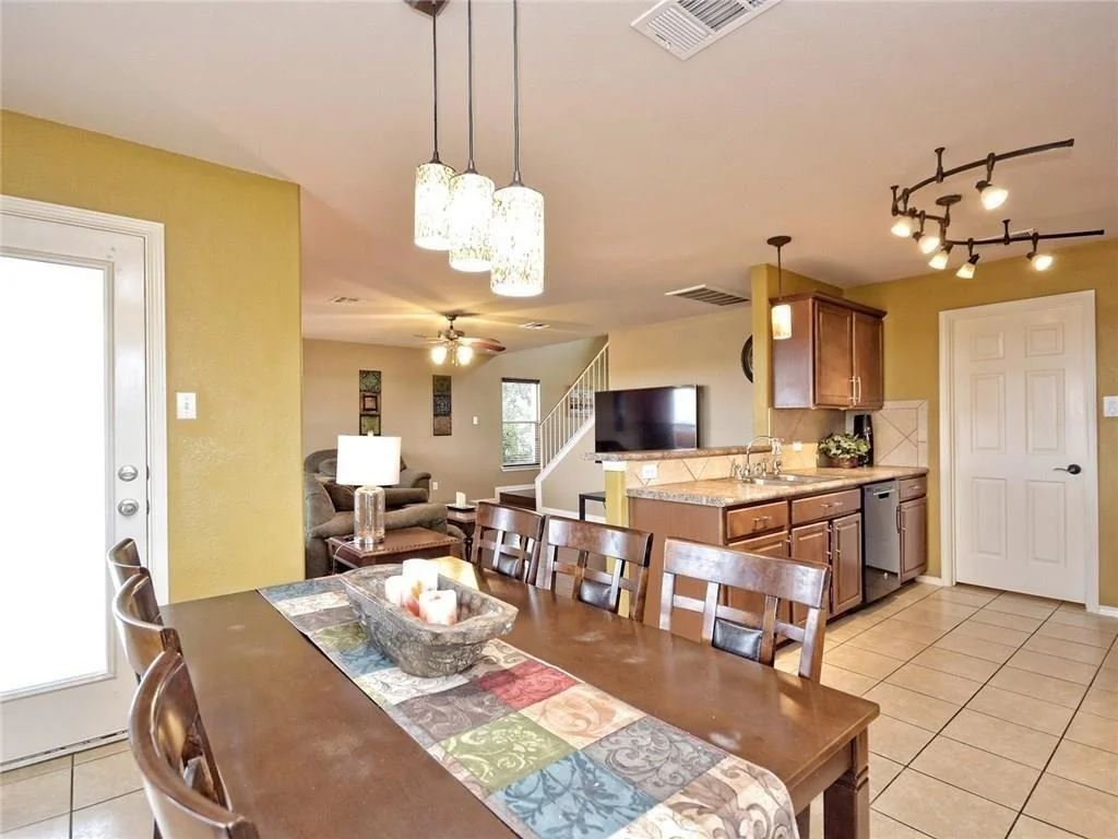Photo of 1206 Hensley DR