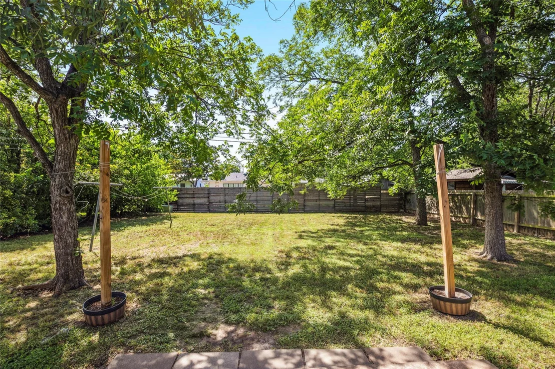 Photo of 6907 Deborah DR