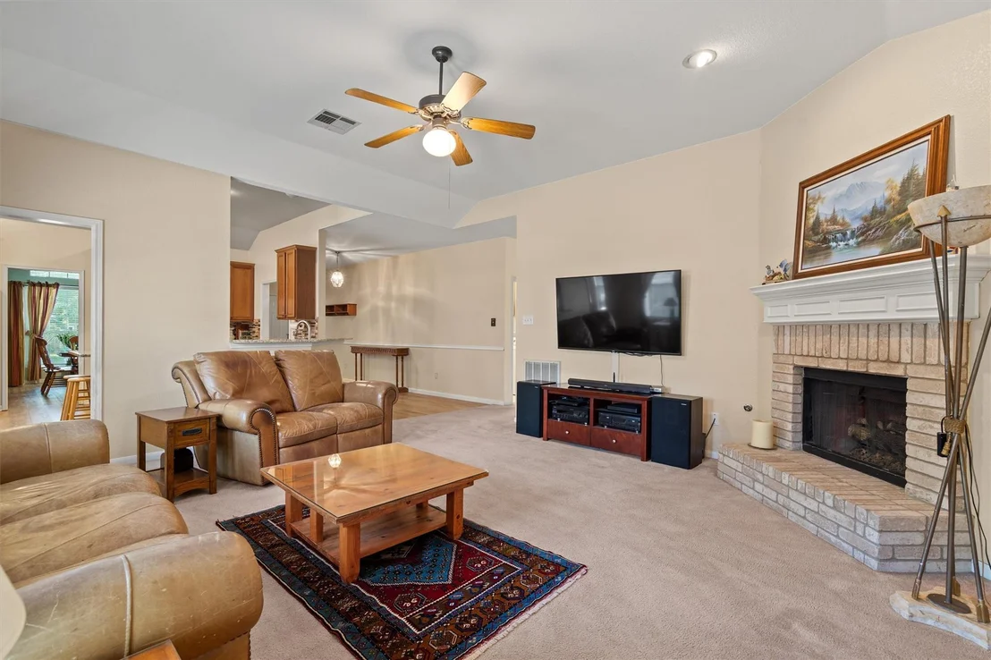 Photo of 418 Keenland DR