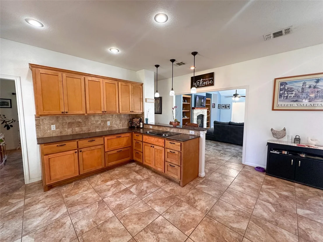 Photo of 368 Woodlands DR