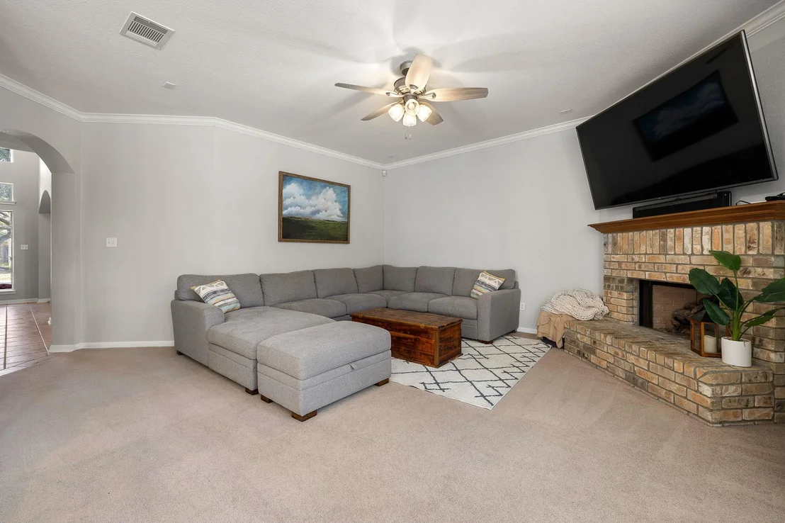 Photo of 3936 Lord Byron CIR