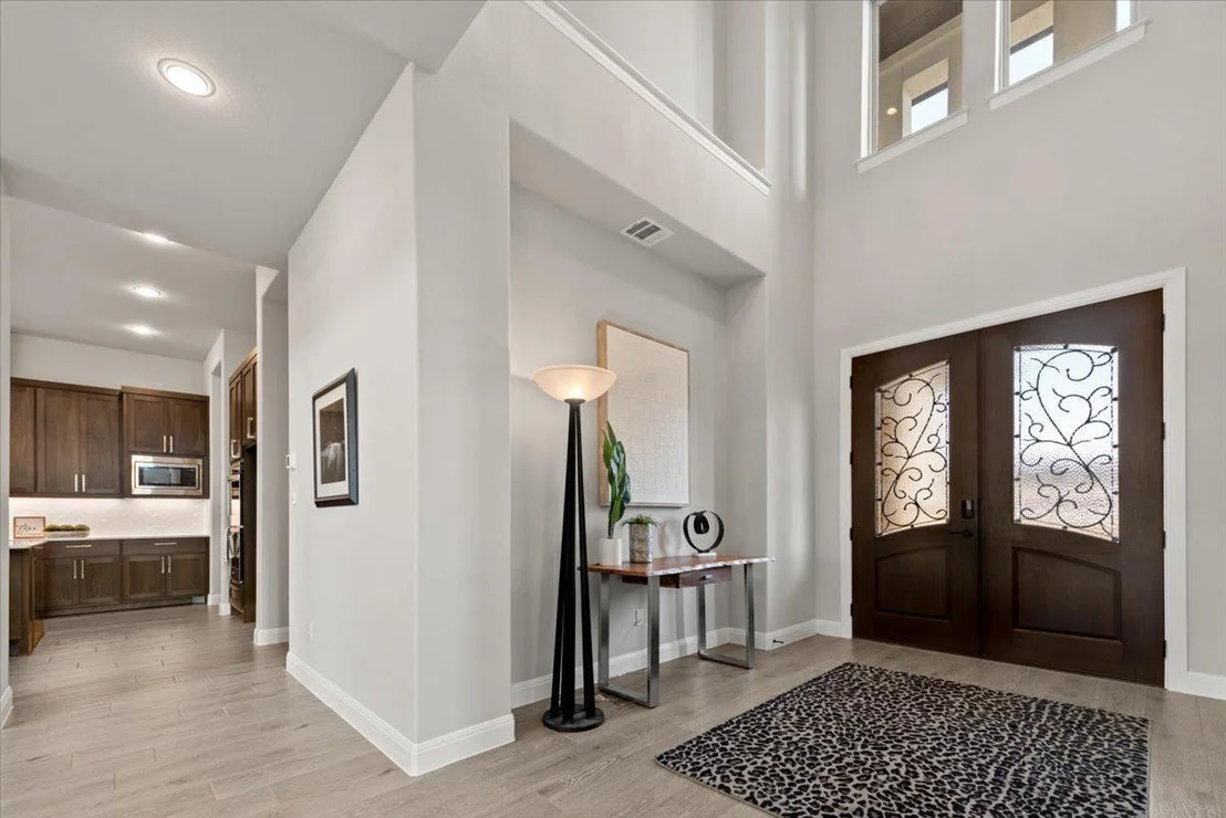 Photo of 2037 Portobello RD
