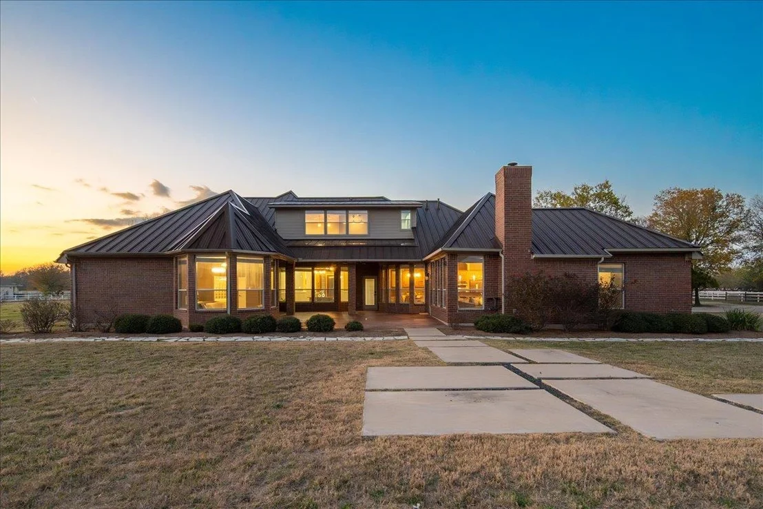 Photo of 375 Colorado DR