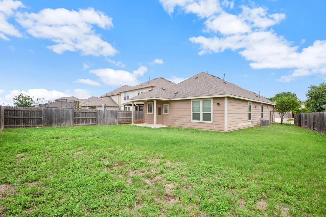Photo of 380 Bonnet BLVD