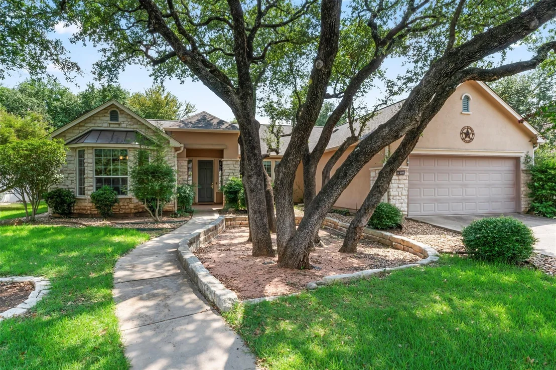 Photo of 105 Saddle TRL