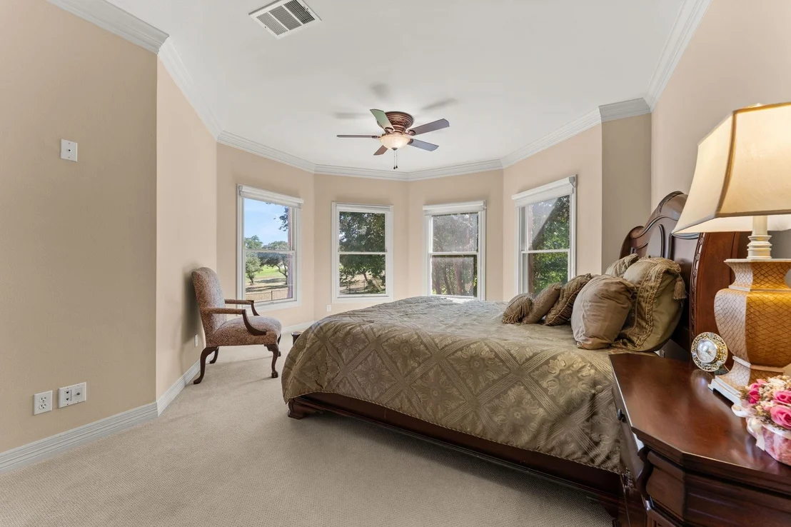 Photo of 2819 Cliff PT