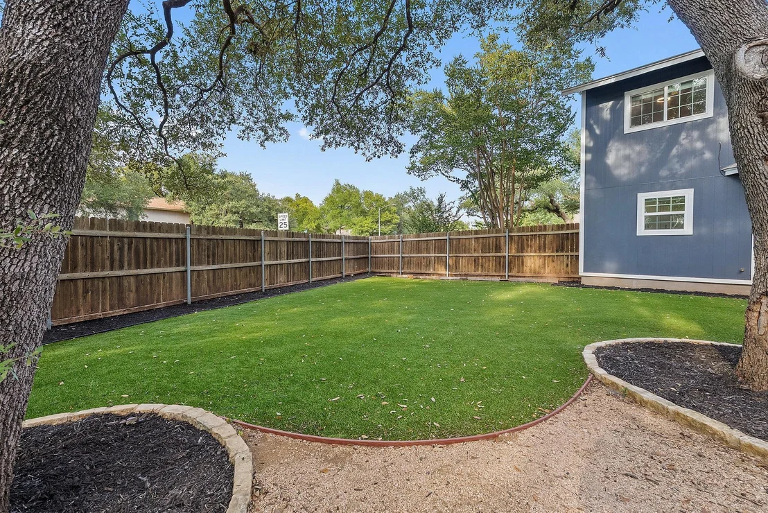 Photo of 13006 Debarr DR
