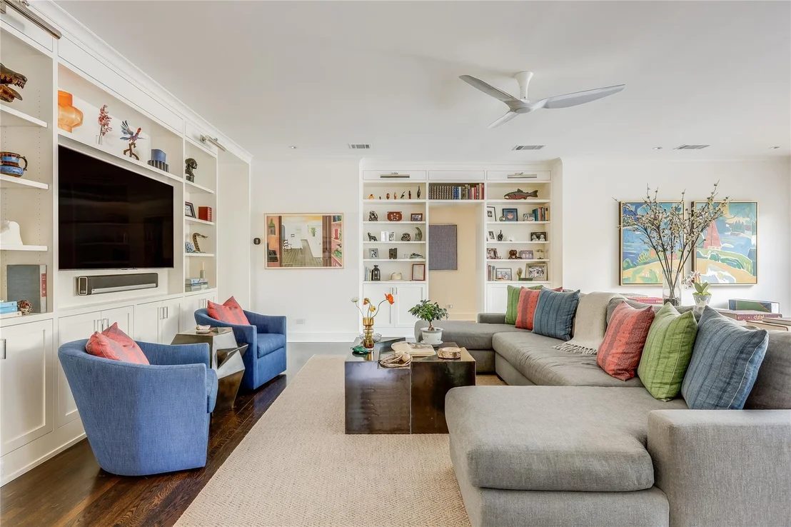 Photo of 3317 Bowman Ave