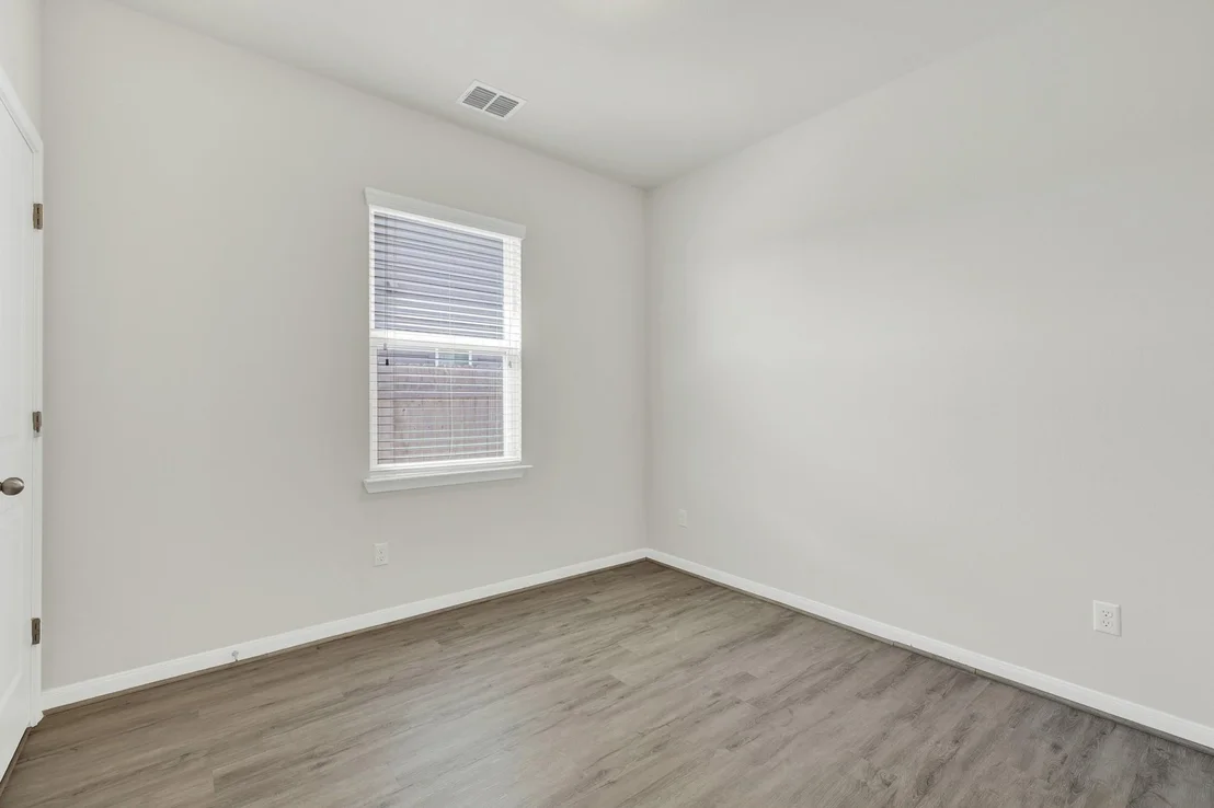 Photo of 109 Bosque DR