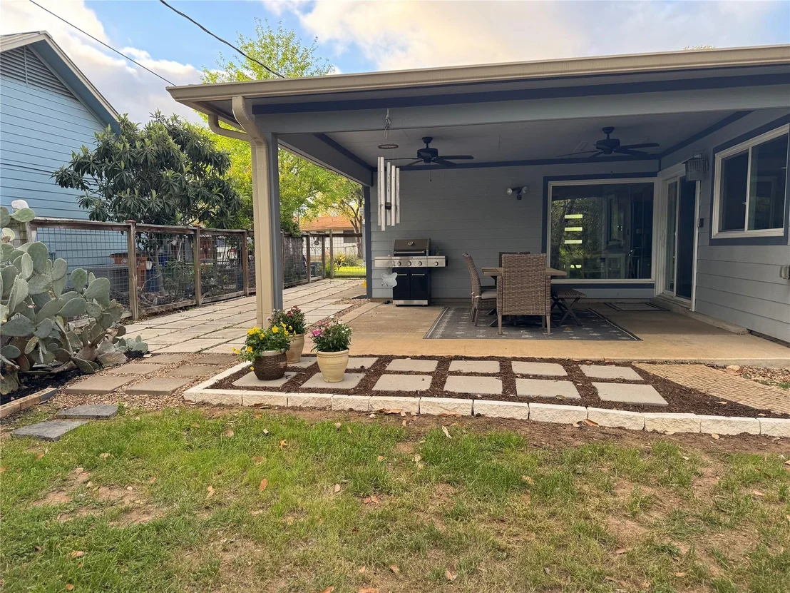 Photo of 504 Heartwood DR
