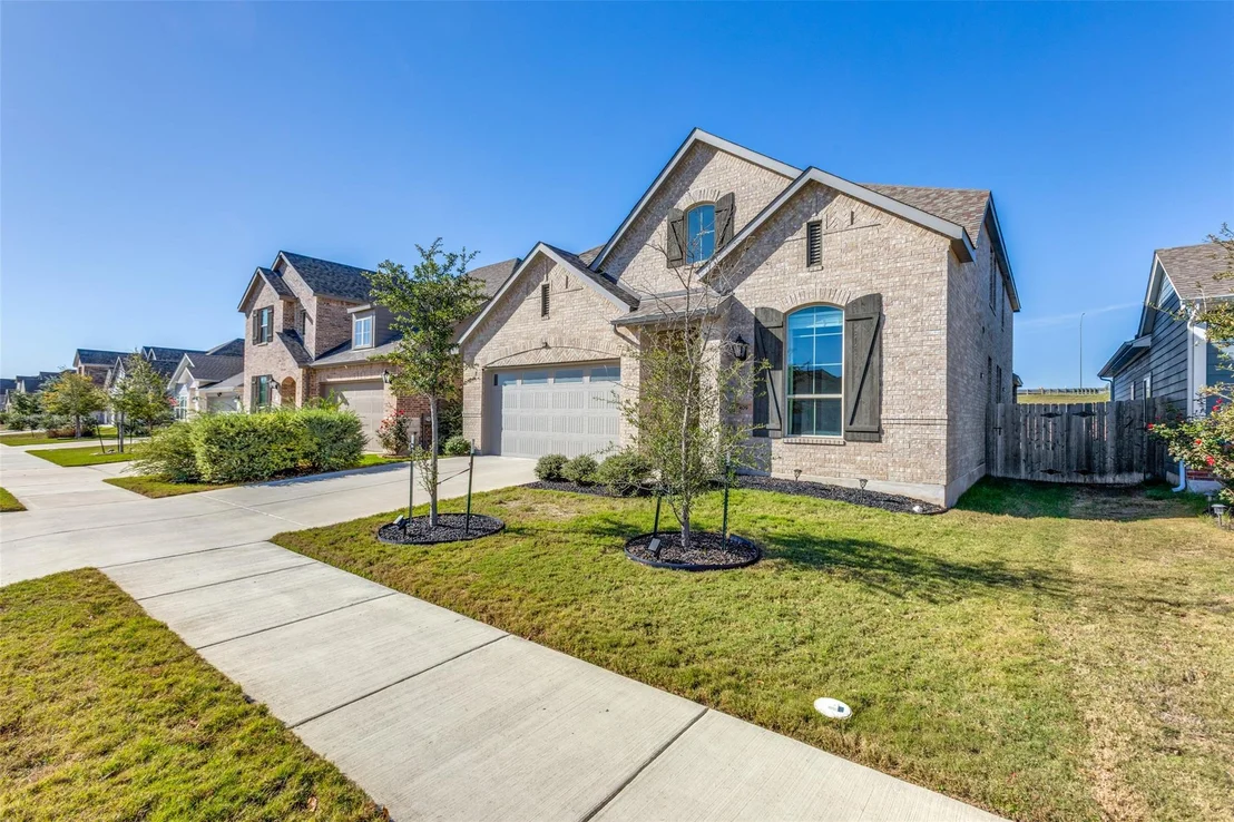 Photo of 409 Mangold DR