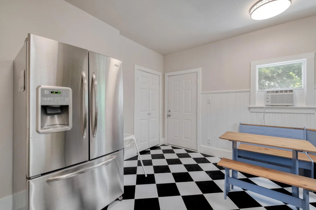 Photo of 905 Bellview Ave