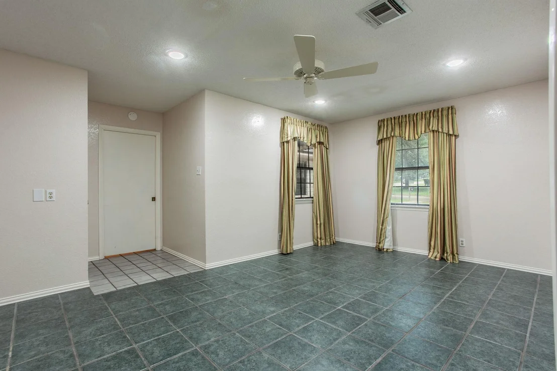 Photo of 3502 Elm DR