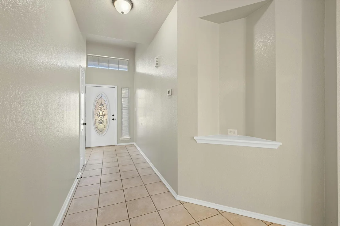 Photo of 806 Hilltop DR