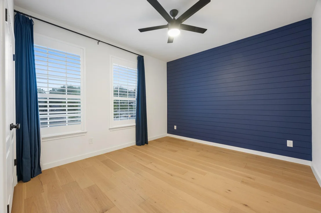Photo of 5000 Valburn CT