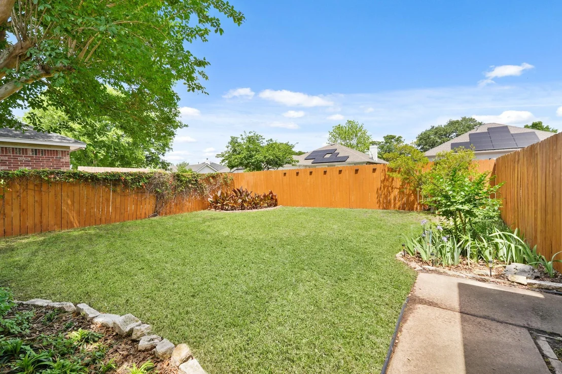 Photo of 1028 Thackeray LN