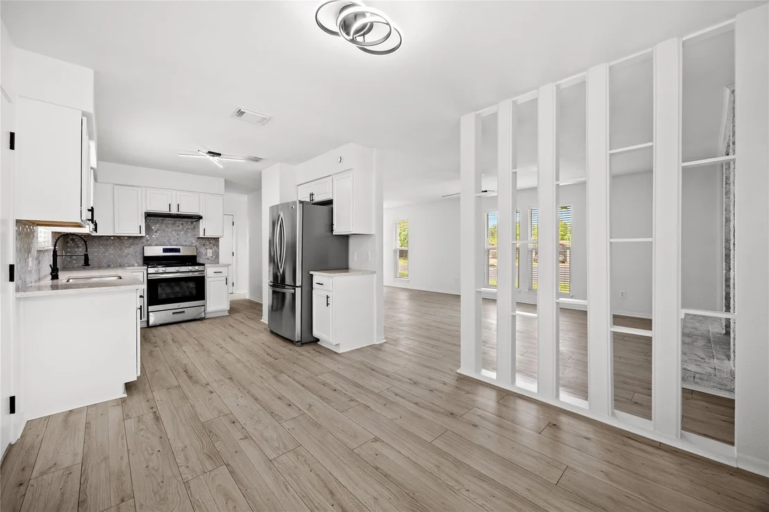 Photo of 2110 Elysian FLDS