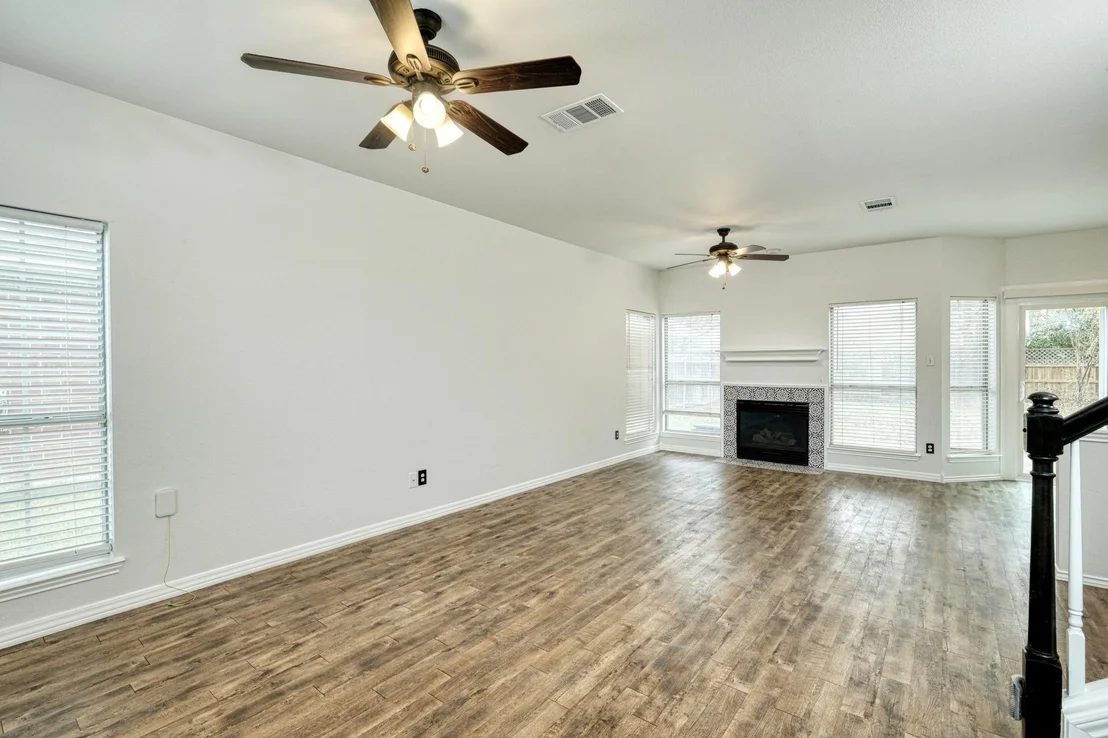 Photo of 303 Reinhardt BLVD