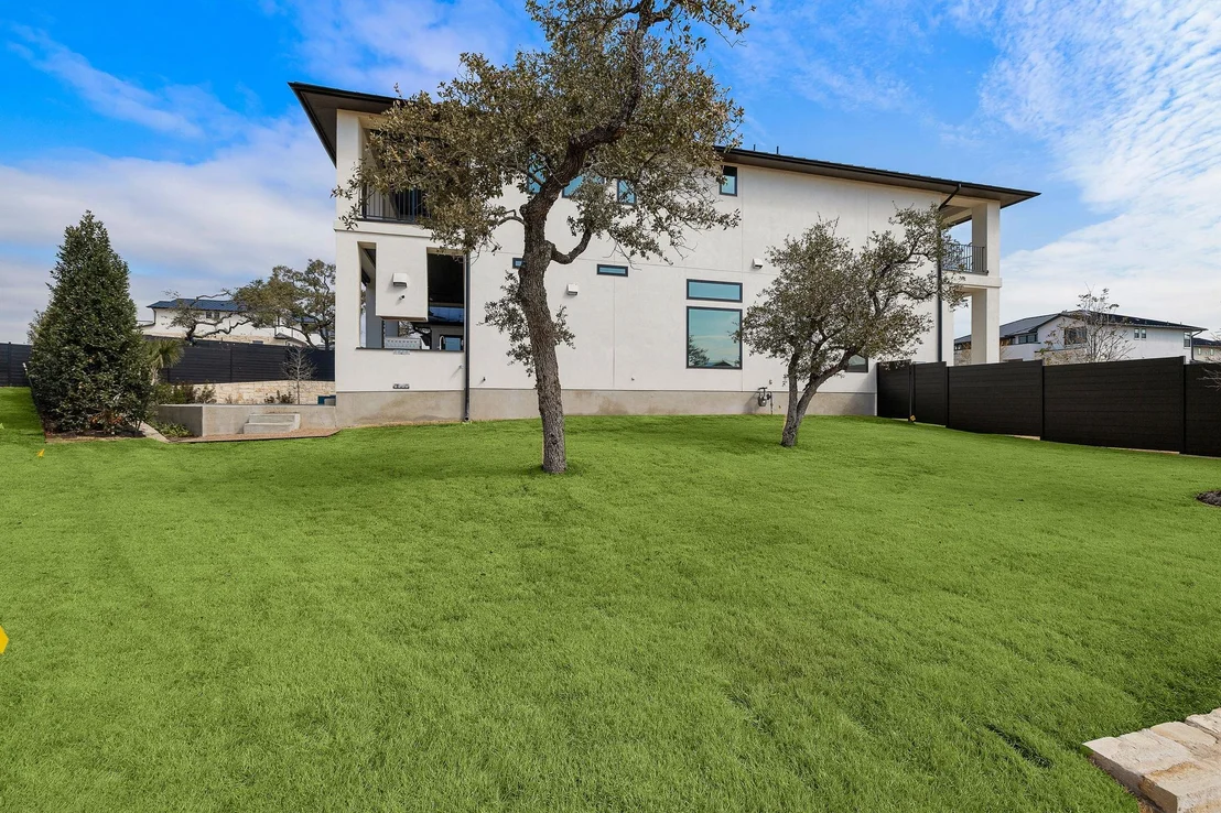 Photo of 5900 Moondust LN