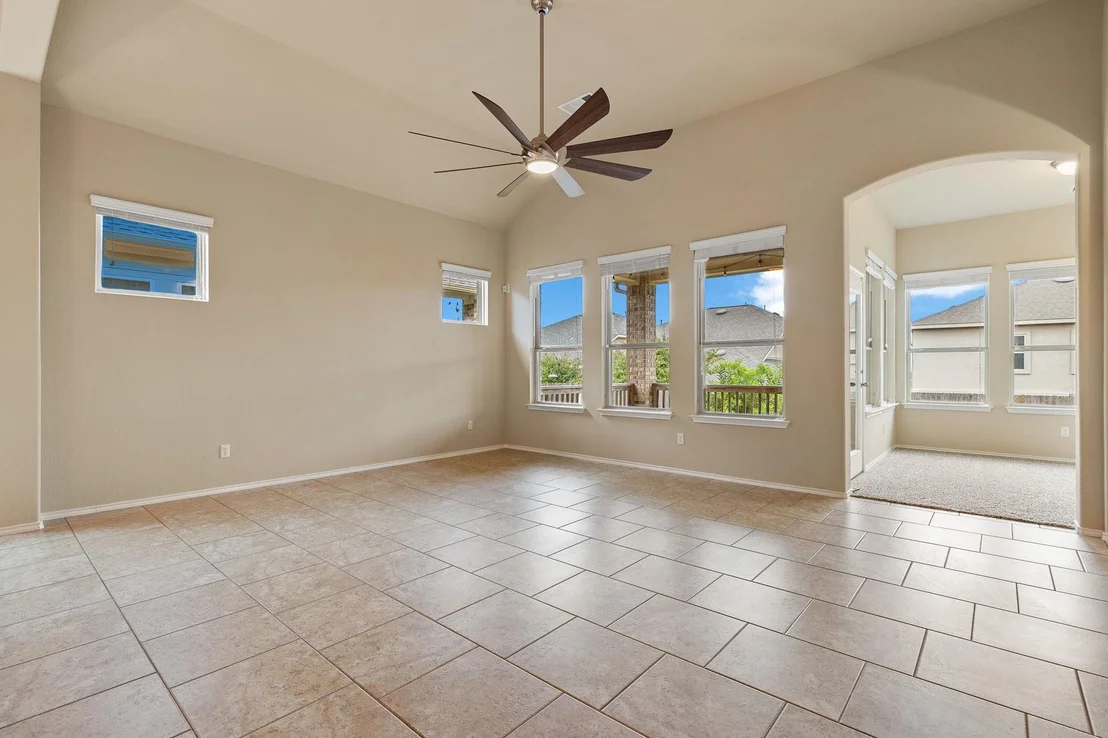 Photo of 536 Peregrine WAY