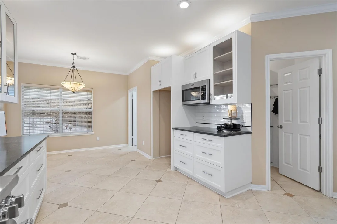Photo of 1603 Michael Robert WAY