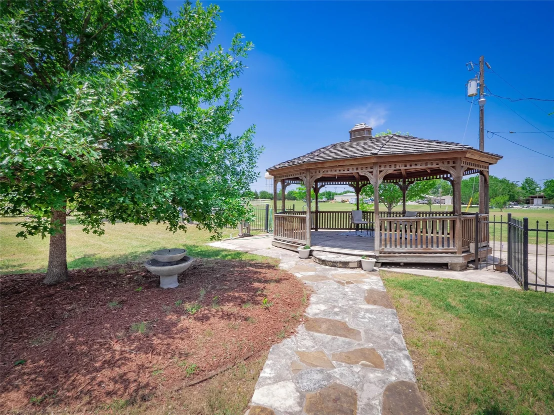 Photo of 1822 Rowe LOOP