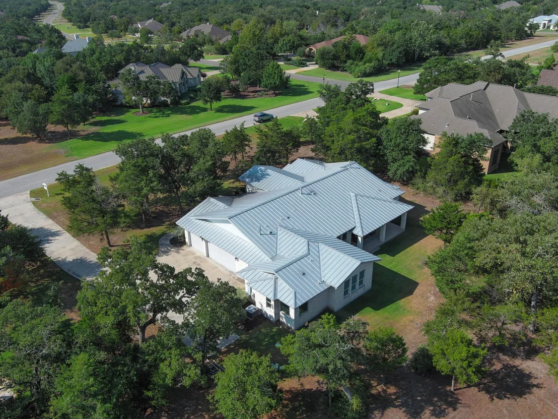 Photo of 140 Old Windmill LN
