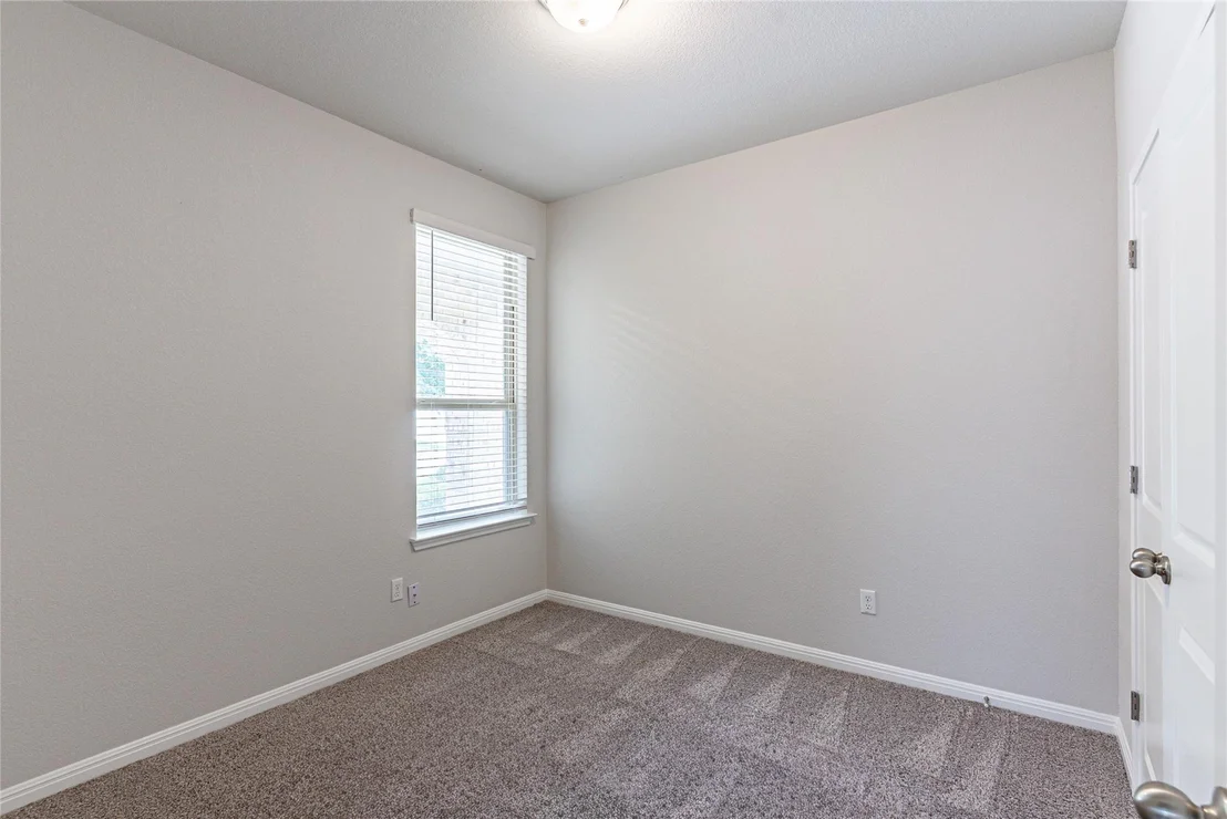 Photo of 113 Mountain Valley ST