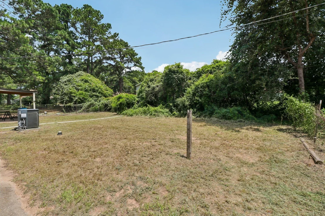 Photo of 162 Indian Oak DR