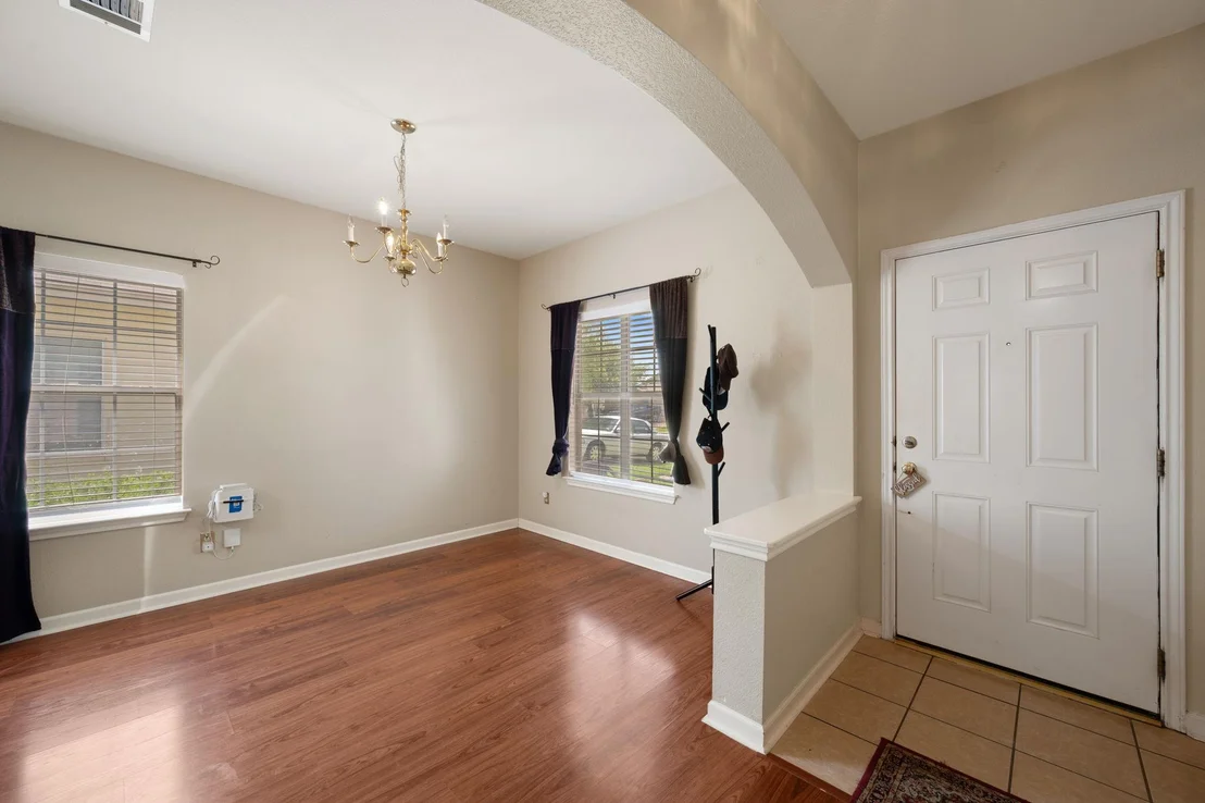 Photo of 18112 Skysail DR