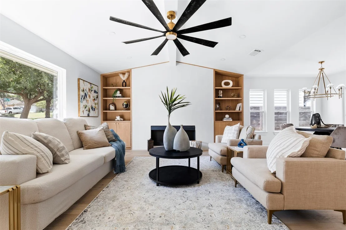 Photo of 2018 Lear LN
